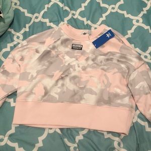 adidas cropped pink camo sweatshirt